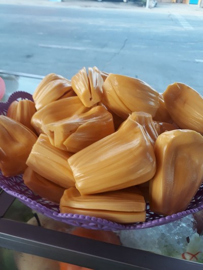 ขนุน เพชร ราชา