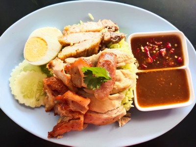 ข้าวมันรวมมิตร Mix 3