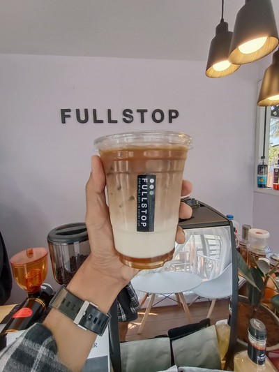 Caramel Macchiato (คาราเมลแม็กเกียเอโต้)