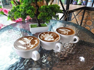 คาโนนะคาเฟ่แฟฟินฟาร์ม