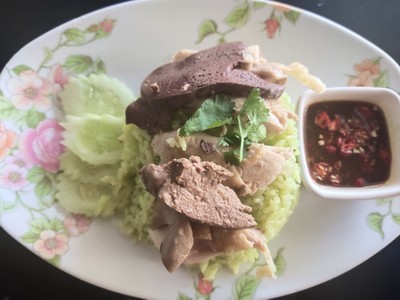 ข้าวมันไก่ต้ม