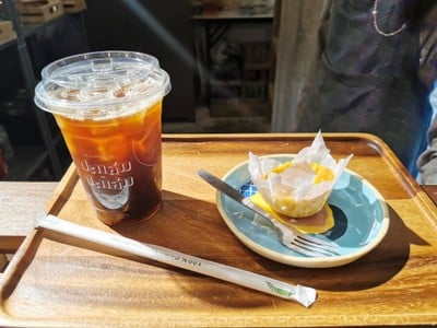 Americano​ กับ​ Original​ burnt cheesecake