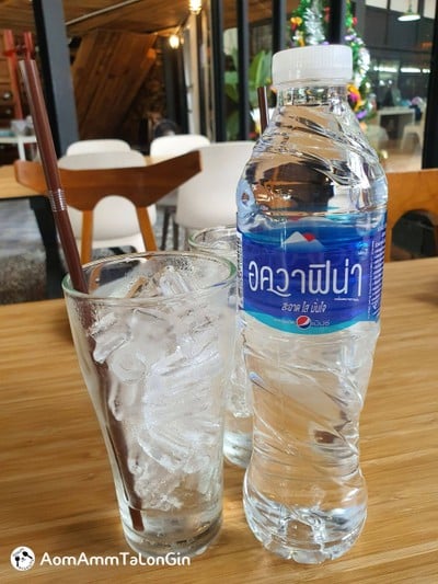 น้ำเปล่า