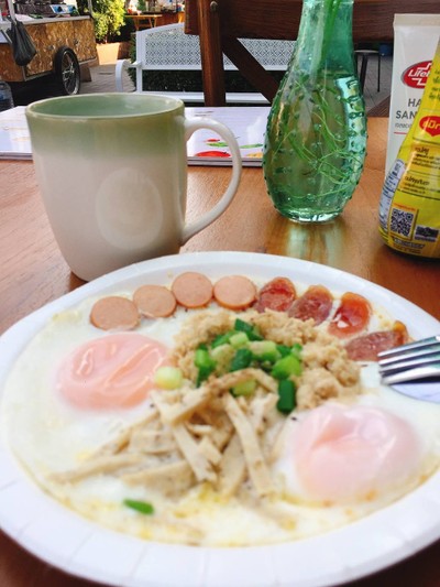 อาหาร หรือ เครื่องดื่ม