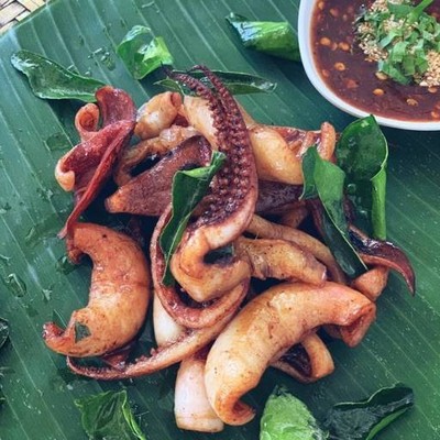 ร้านอาหารลาบอุบล (LAP UBON RESTAURANT) ร้านอาหารลาบอุบล (LAP UBON RESTAURANT)