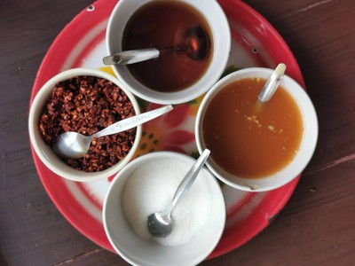 อาหาร หรือ เครื่องดื่ม