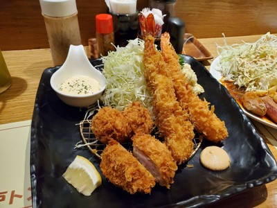 เมนูของร้าน Kobe Tonteki สุริยวงศ์