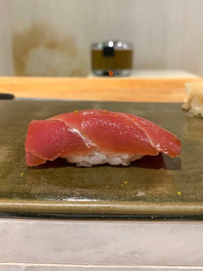 Akami suke nigiri