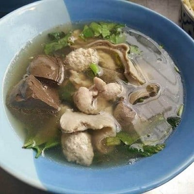 เกาเหลาจิงจูไฉ่ นาย.กอ (ต้มเลือดหมูนายก.) หางดง เกาเหลาจิงจูไฉ่ นาย.กอ (ต้มเลือดหมูนายก.) หางดง