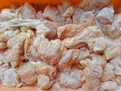 วิธีทำ ไก่ทอดซอสสามรส วิธีทำ ไก่ทอดซอสสามรส