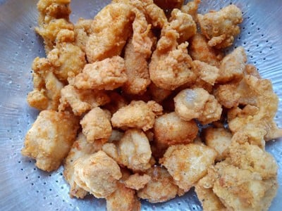 วิธีทำ ไก่ทอดซอสสามรส วิธีทำ ไก่ทอดซอสสามรส