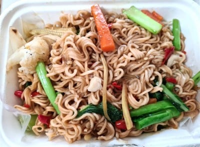 มาม่าผัดขี้เมาไก่