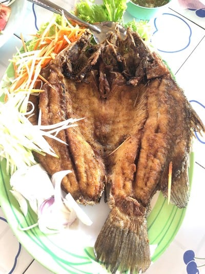 ปลากระพงทอดน้ำ