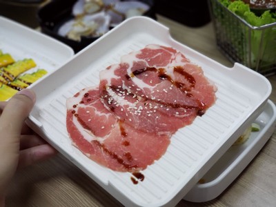 อาหาร หรือ เครื่องดื่ม