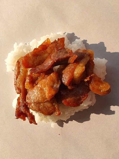 เหนียวหมูแดดเดียว