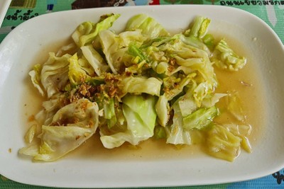 กะหล่ำปลีทอดน้ำปลา