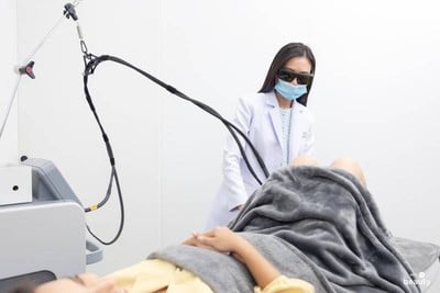 Dr.TATTOF สีลมคอมเพล็กซ์