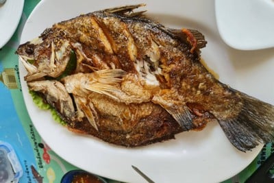 ปลากระพงทอดน้ำปลา