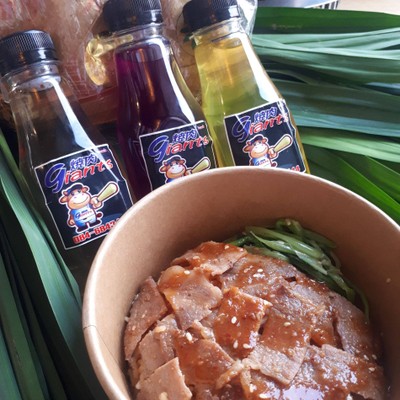 เครื่องดื่มโฮมเมด + ข้าวหมูไลน์มันส์สสสส