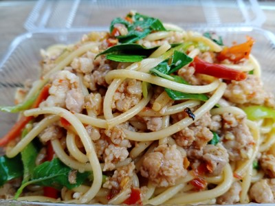 สปาเก็ตตี้ขี้เมา