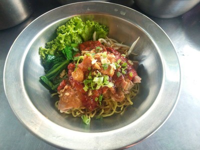 บะหมี่เป็ดย่าง