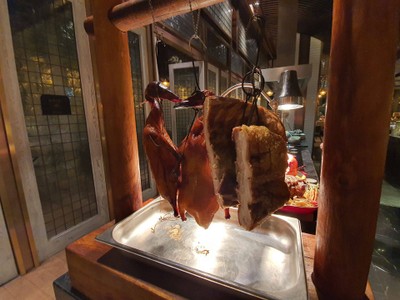 หมูกรอบ หมูแดง