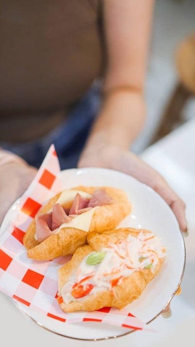 อาหาร หรือ เครื่องดื่ม