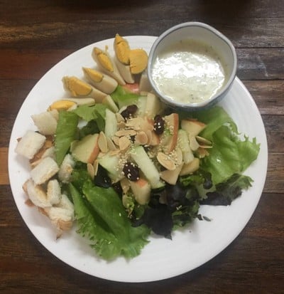 สลัดผักผลไม้เพื่อสุขภาพ