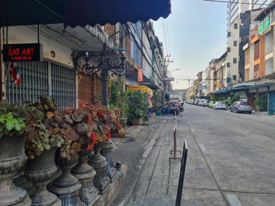 หน้าร้าน
