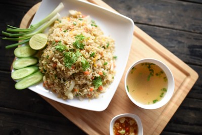 ข้าวผัดปู สูตรต้นตำหรับ