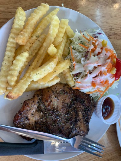 อกไก่พริกไทยดำ