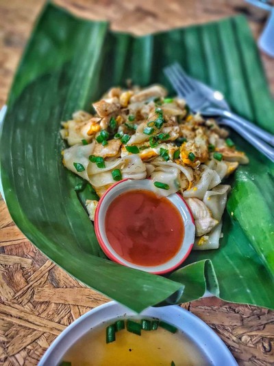 ก๋วยเตี๋ยวคั่วไก่