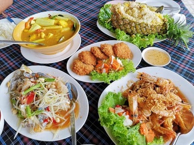 ป่าหล่าย ซีฟู้ด
