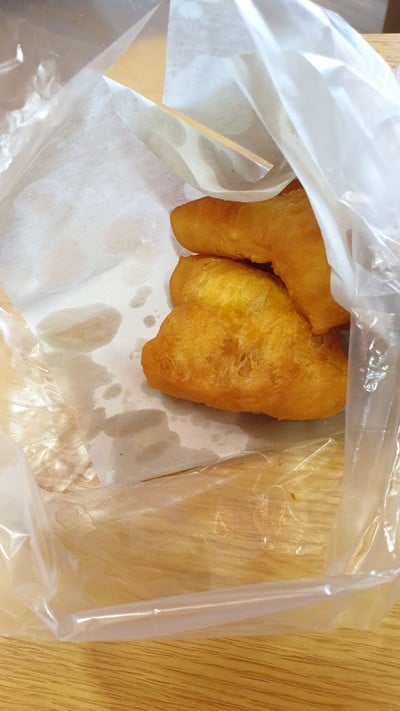 เจ 齋 ปาท่องโก๋