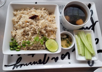 ปูผัดข้าว