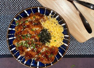 ข้าวหน้าไก่ ซอสเทอริยากิ