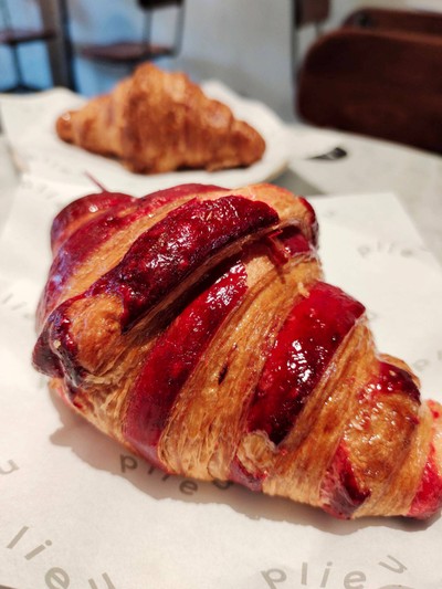 Raspberry croissant