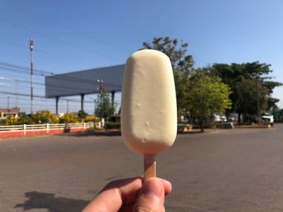 ไอศกรีมน้ำนมข้าวโพด