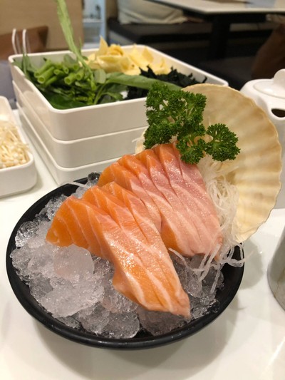 แซลมอน ซาชิมิ (250g)