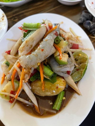 ตำไหลบัวกุ้งสด