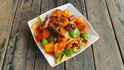 ไก่ผัดเม็ดมะม่วง