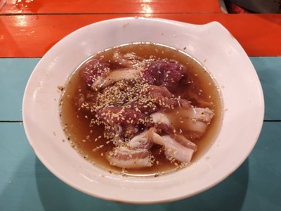 อาหาร หรือ เครื่องดื่ม