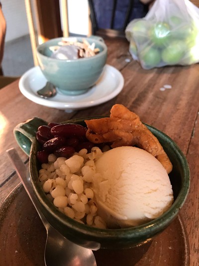 Farm to Table Organic cafe
