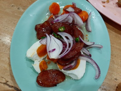 ยำกุนเชียงไข่เค็ม