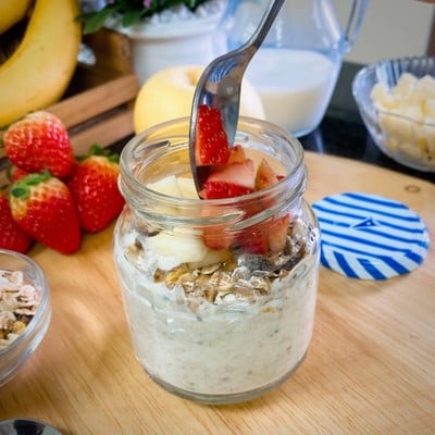 วิธีทำ โอเวอร์ไนท์โอ๊ต (Overnight Oats) วิธีทำ โอเวอร์ไนท์โอ๊ต (Overnight Oats)