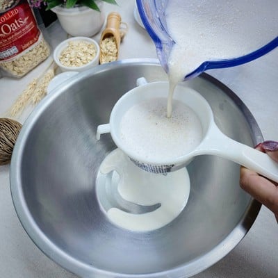วิธีทำ นมข้าวโอ๊ต (Oats Milk) วิธีทำ นมข้าวโอ๊ต (Oats Milk)