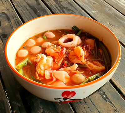 เย็นตาโฟทะเล รสเด็ดอร่อย