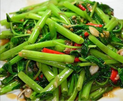 ผัดผักบุ้งไฟแดง