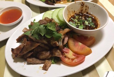 หมูย่าง