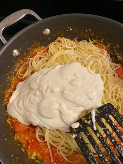 วิธีทำ สปาเก็ตตี้เฟต้าชีส( Feta Spaghetti)